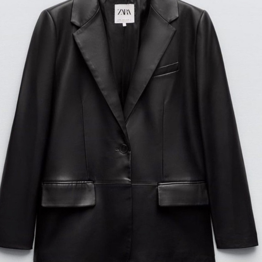 Zara Women's Elegant Black Blazer